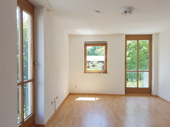 Appartement mit zwei Balkonen