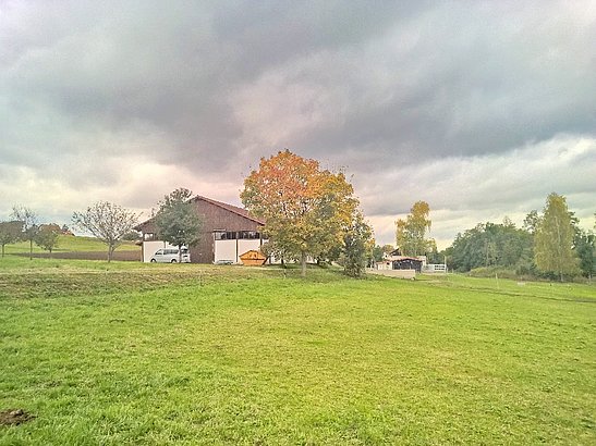 Naisa Reitsportanlage - Umgebung